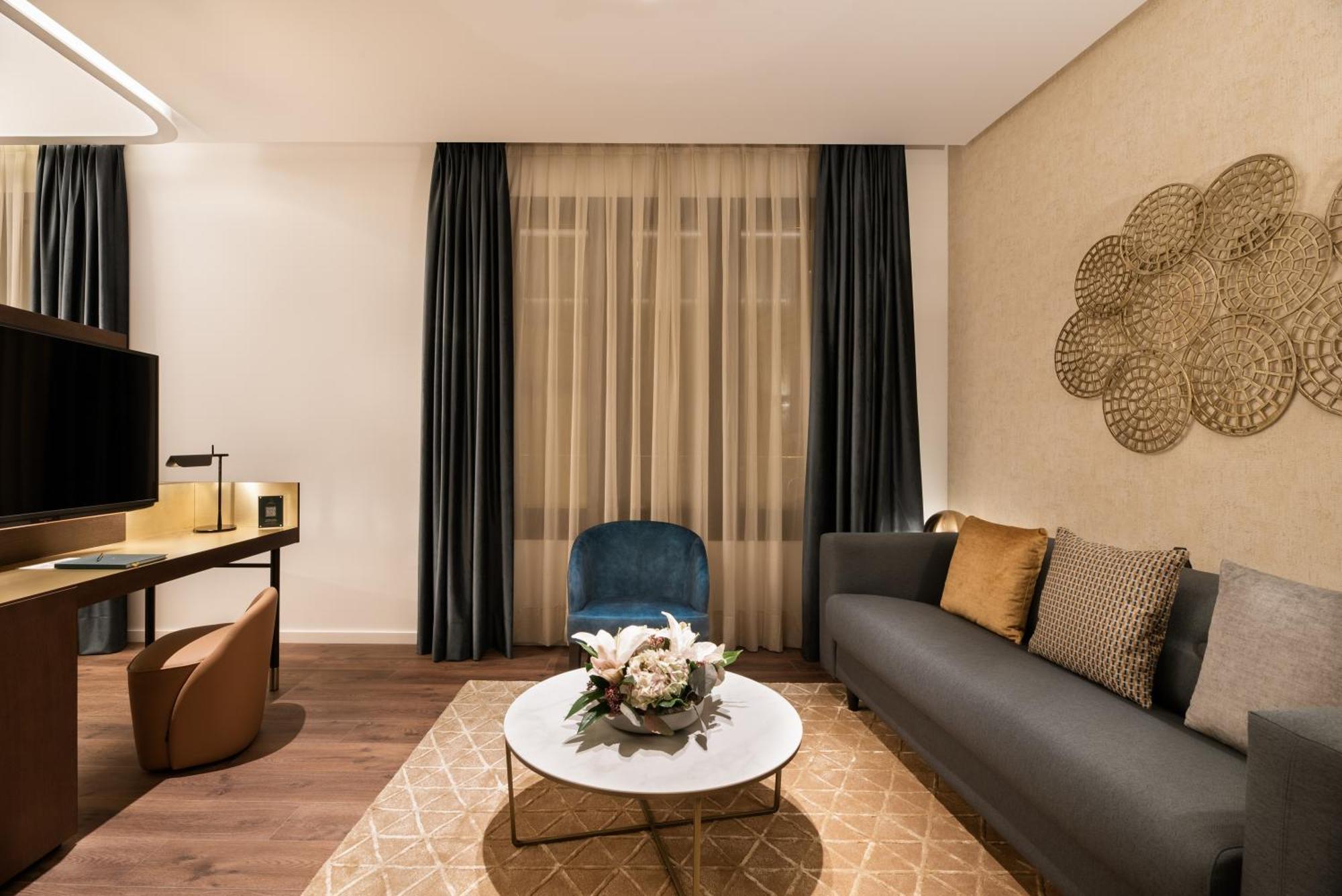 Junior Suite