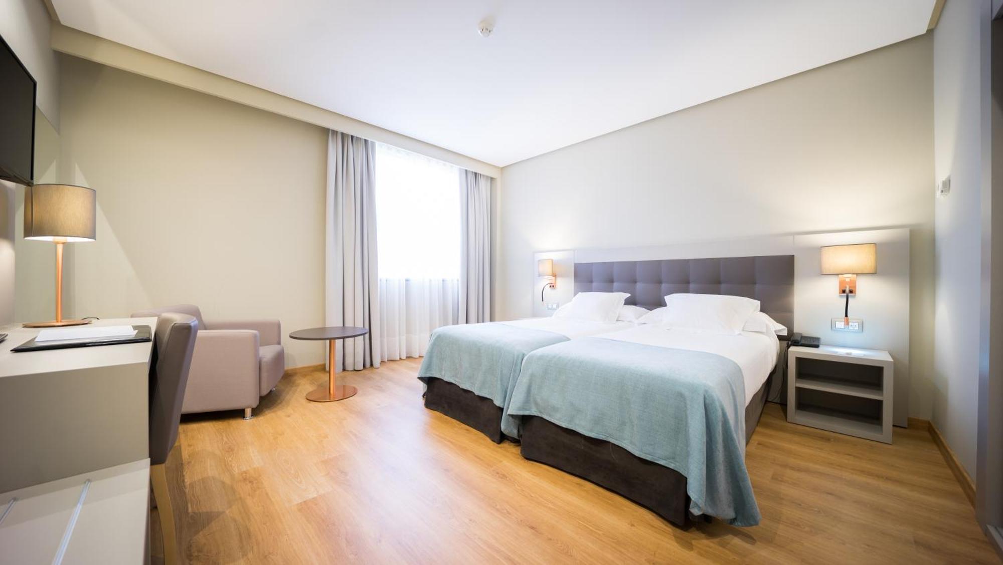 Standard Twin Room,820628747:JPEG